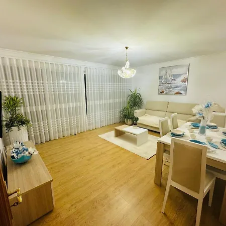 Holiday Apartment *